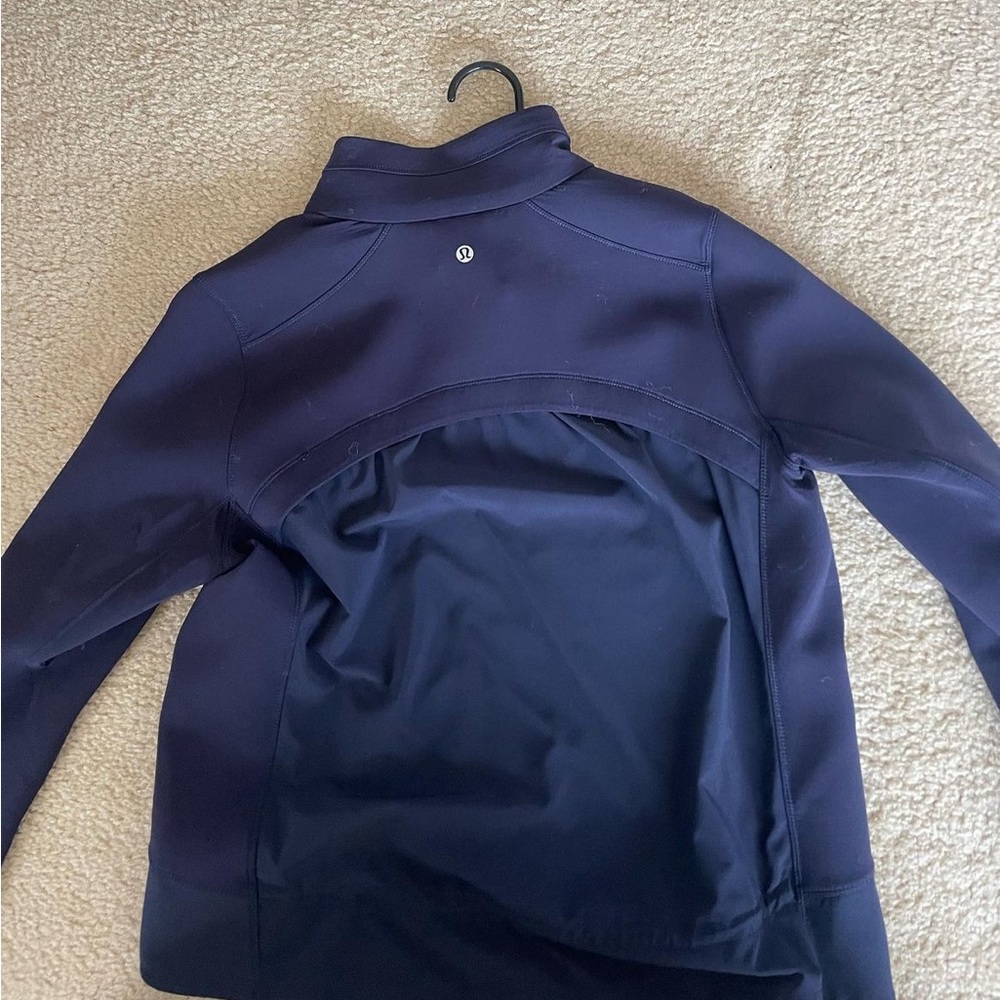 navy blue lululemon jacket